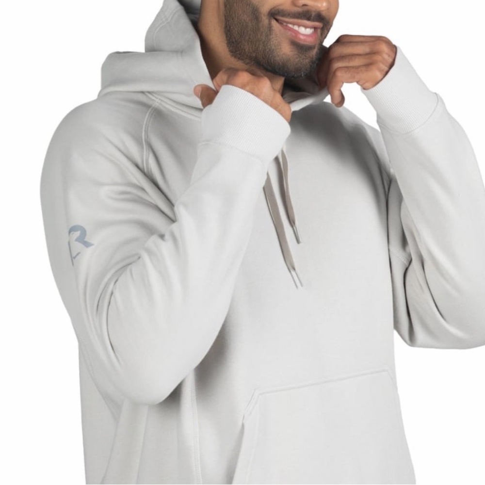RTIC nwt water repellent pullover hoodie in color vapor